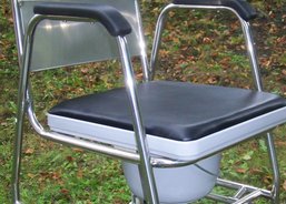 Klozetové křeslo 5,00 Kč/den