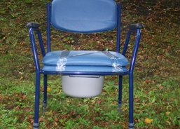 Klozetové křeslo 5,00 Kč/den
