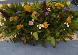 Zimní truhlík na okna Domova pokojného stáří