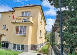 Opravená fasáda v roce 2024